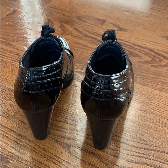 Aerosoles US 7 1/2 Black Patent Leather Shoes - Picture 3 of 7